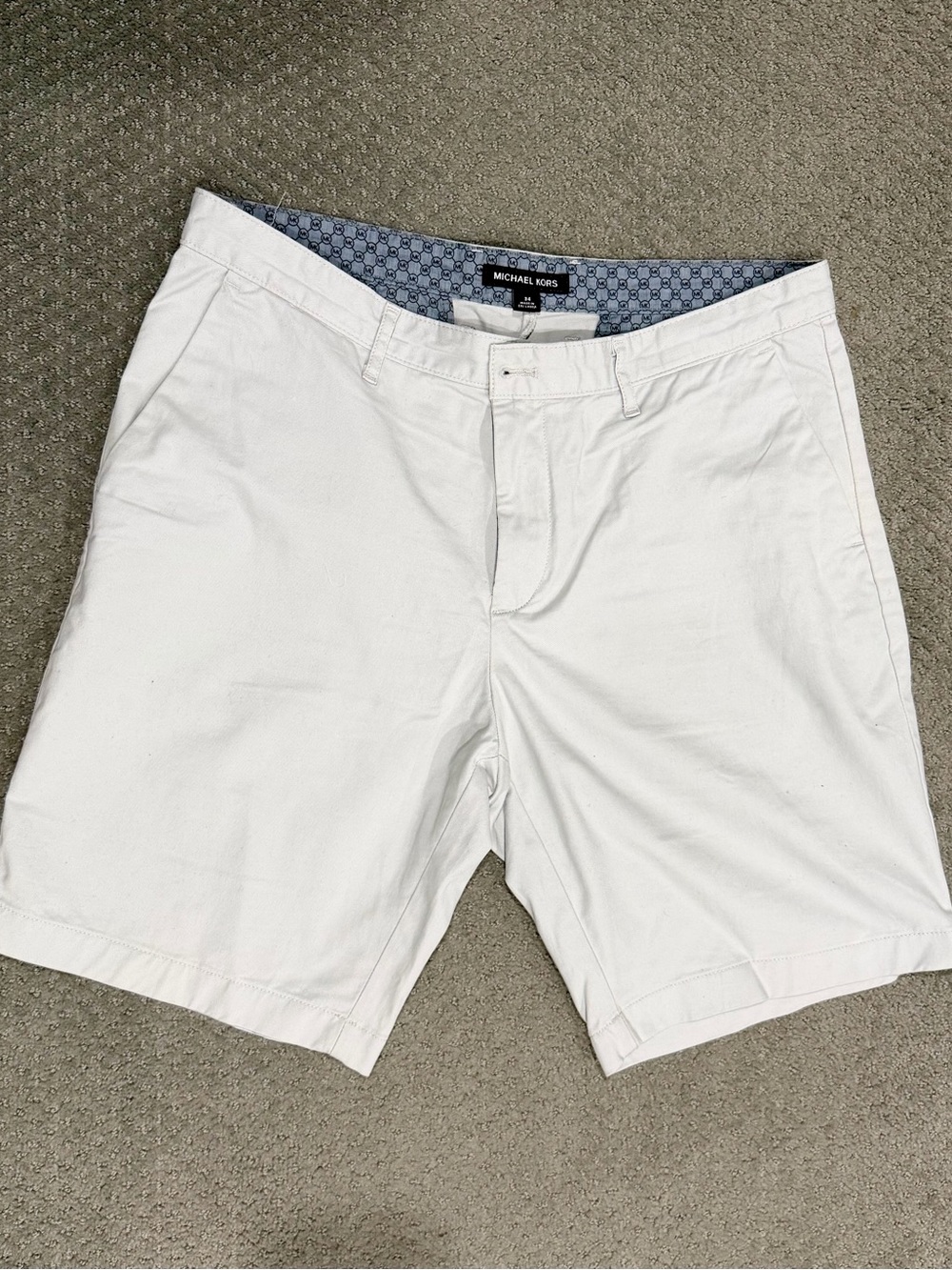Michael Kors Men’s White Flat-Front Chino Shorts
